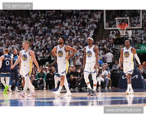 库明加的篮球梦:进攻阅读与传球能力的飞跃提升 库明加的篮球梦:进攻阅读与传球能力的飞跃提升